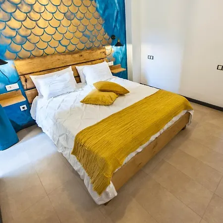Ocean Waves 1 Apartman *
